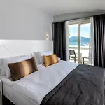 فندق Motto Premium