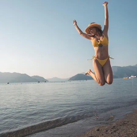 Motto Premium فندق 4*