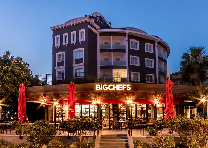 Ξενοδοχείο Motto Premium 4*