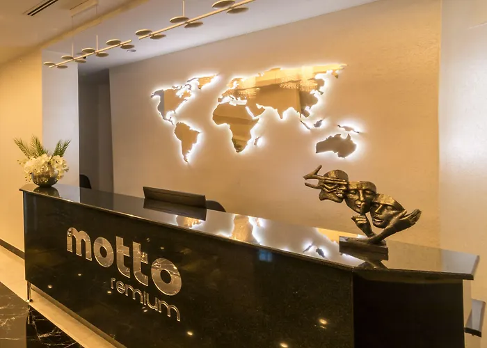 Ξενοδοχείο Motto Premium 4*