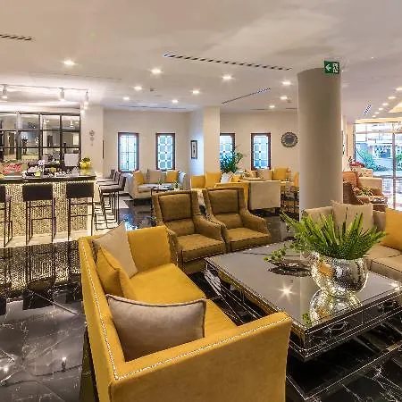 Отель Motto Premium 4*